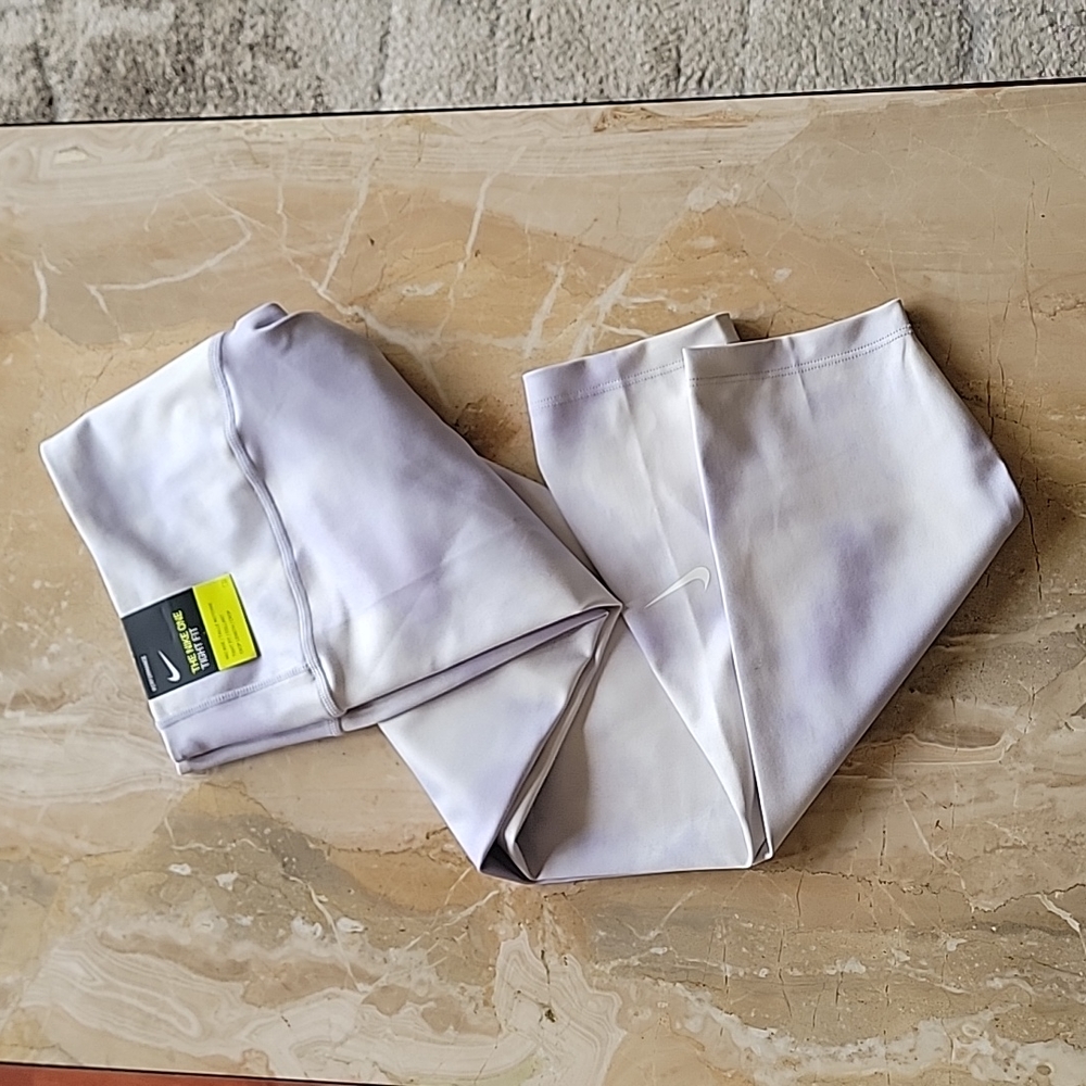 Nike New Dri-Fit Crop Leggings, Size L